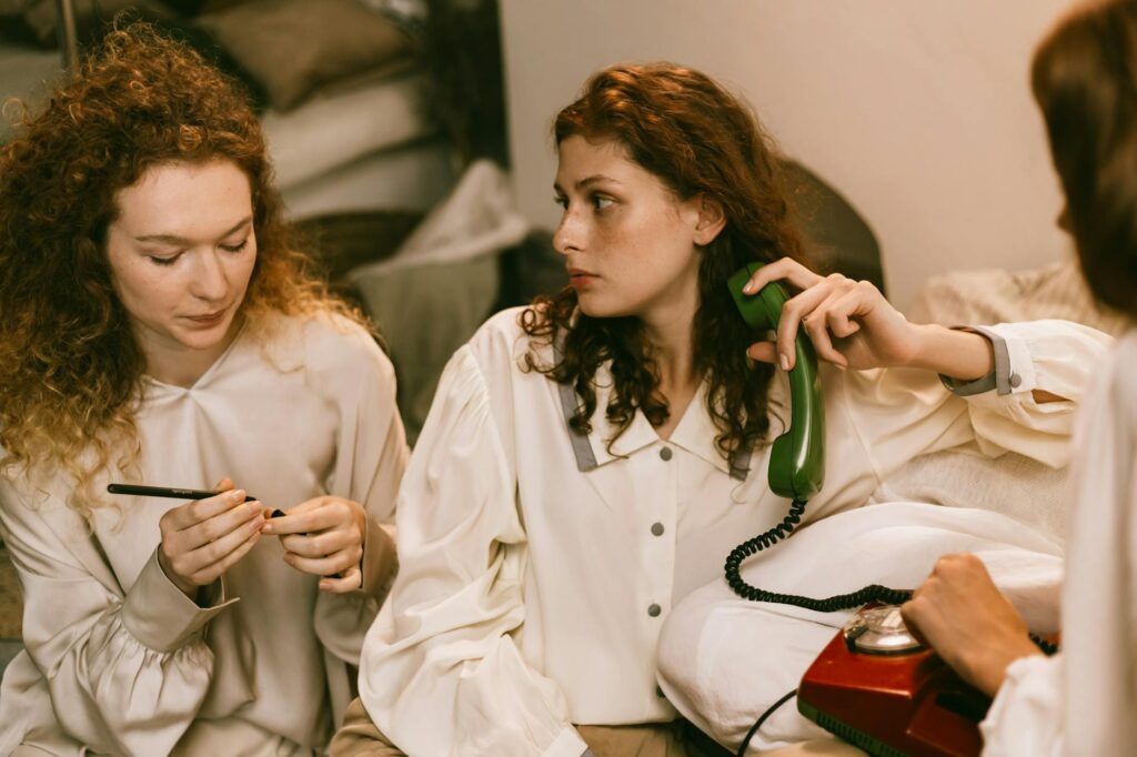 friends with phone during sleepover