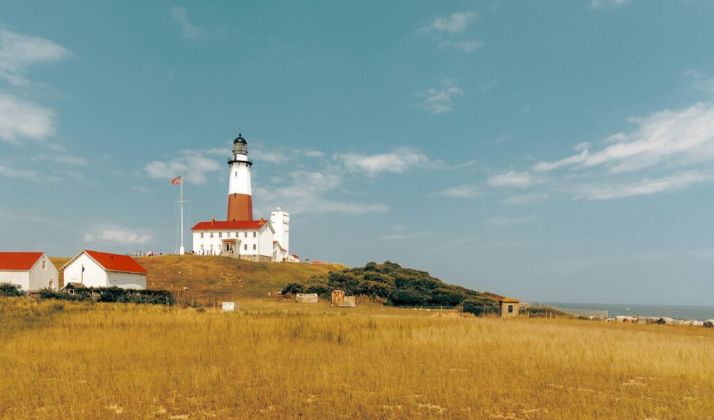 montauk point lighthouse view with clear skies