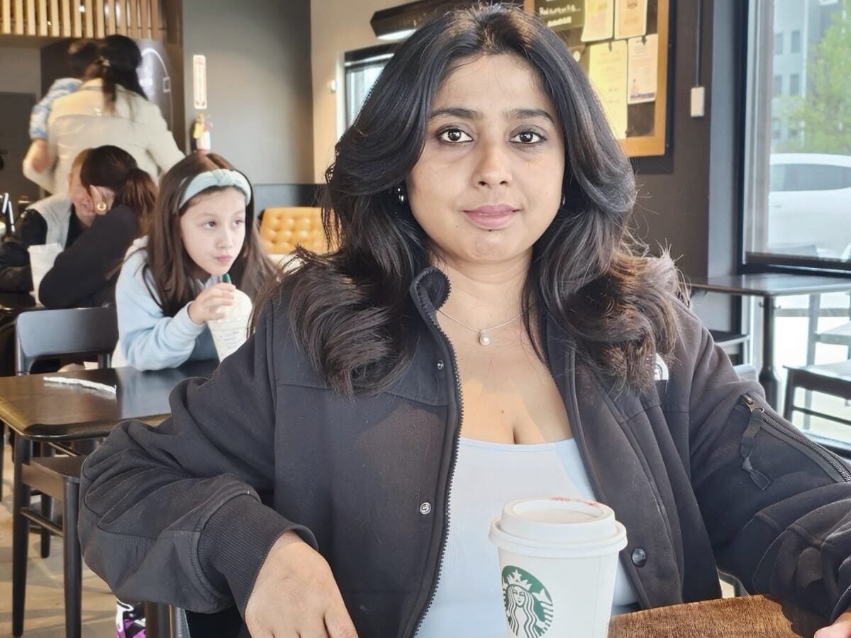 Robbinsville, NJ, USA, April 2026: Journalist Susmita Majumder at Starbucks location.