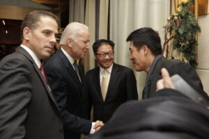 Hunter Biden introduces vice president Joe Biden to business partner Ming Xue with Jonathan Li , Public domain, via Wikimedia Commons
